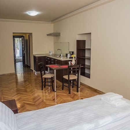 Casa Mots Hotel Nagyszeben Kültér fotó